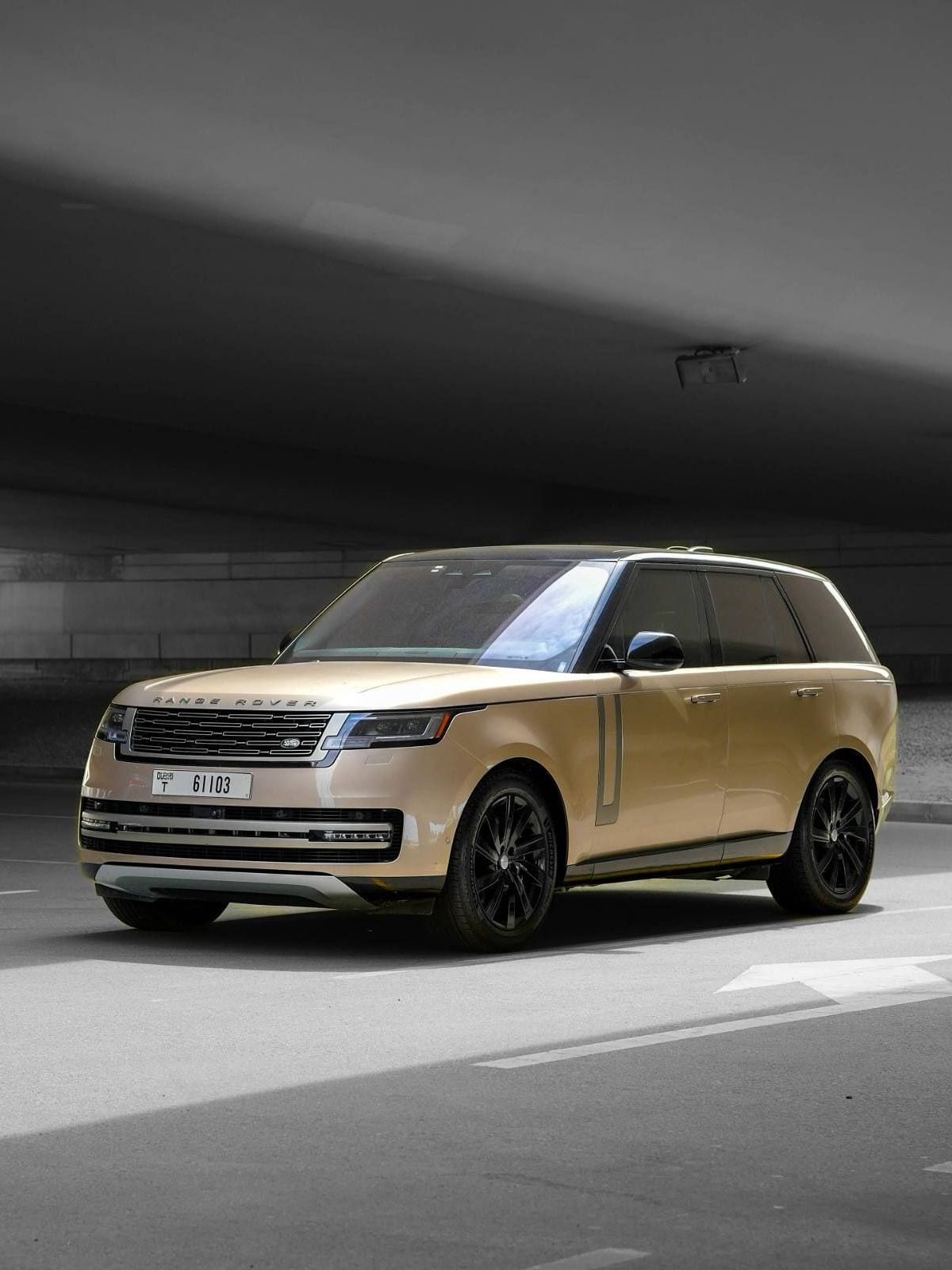 Range Rover Vogue Gold